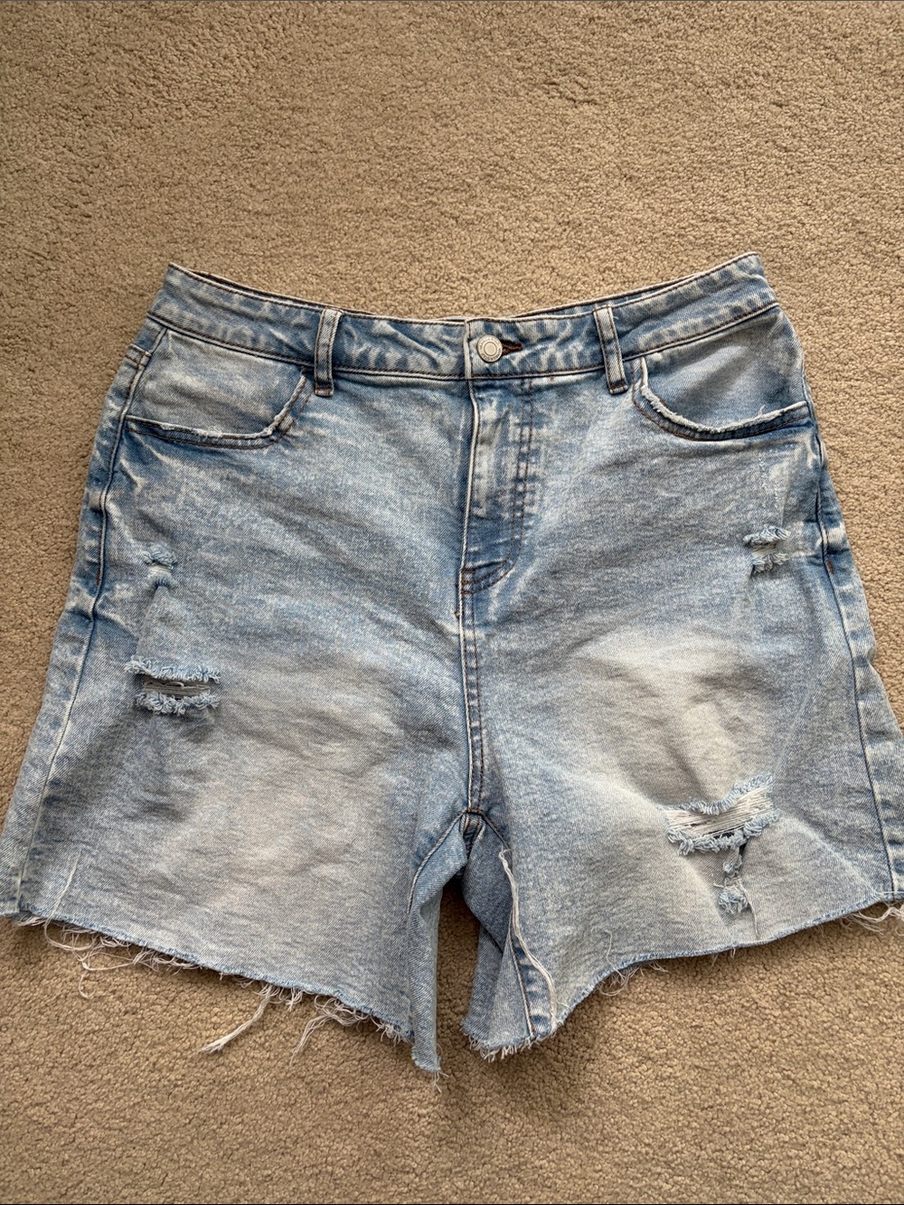 Vanilla Star raw hem high waist Jean Shorts in 29/10